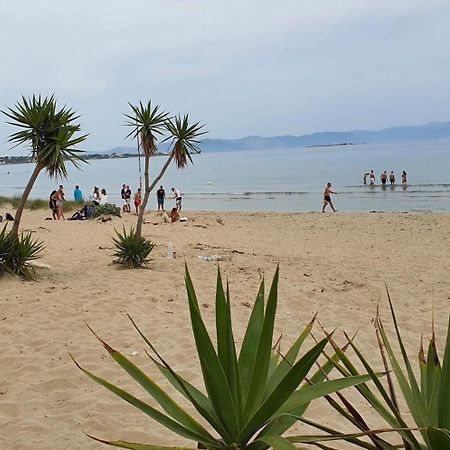 Blue Air Apartment 1Minute From Sea, 15 Min From The Airport Artemis City Center Extérieur photo