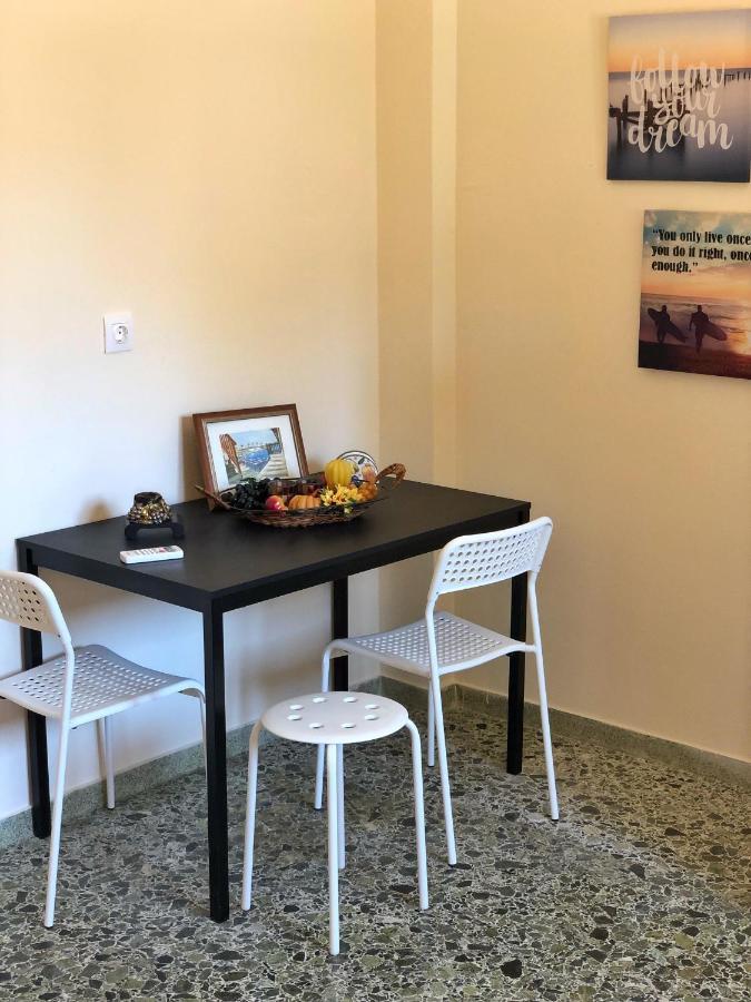Blue Air Apartment 1Minute From Sea, 15 Min From The Airport Artemis City Center Extérieur photo